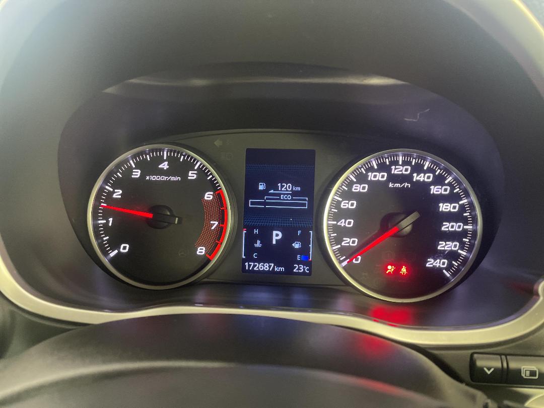 Photo '21' of Mitsubishi Eclipse Cross