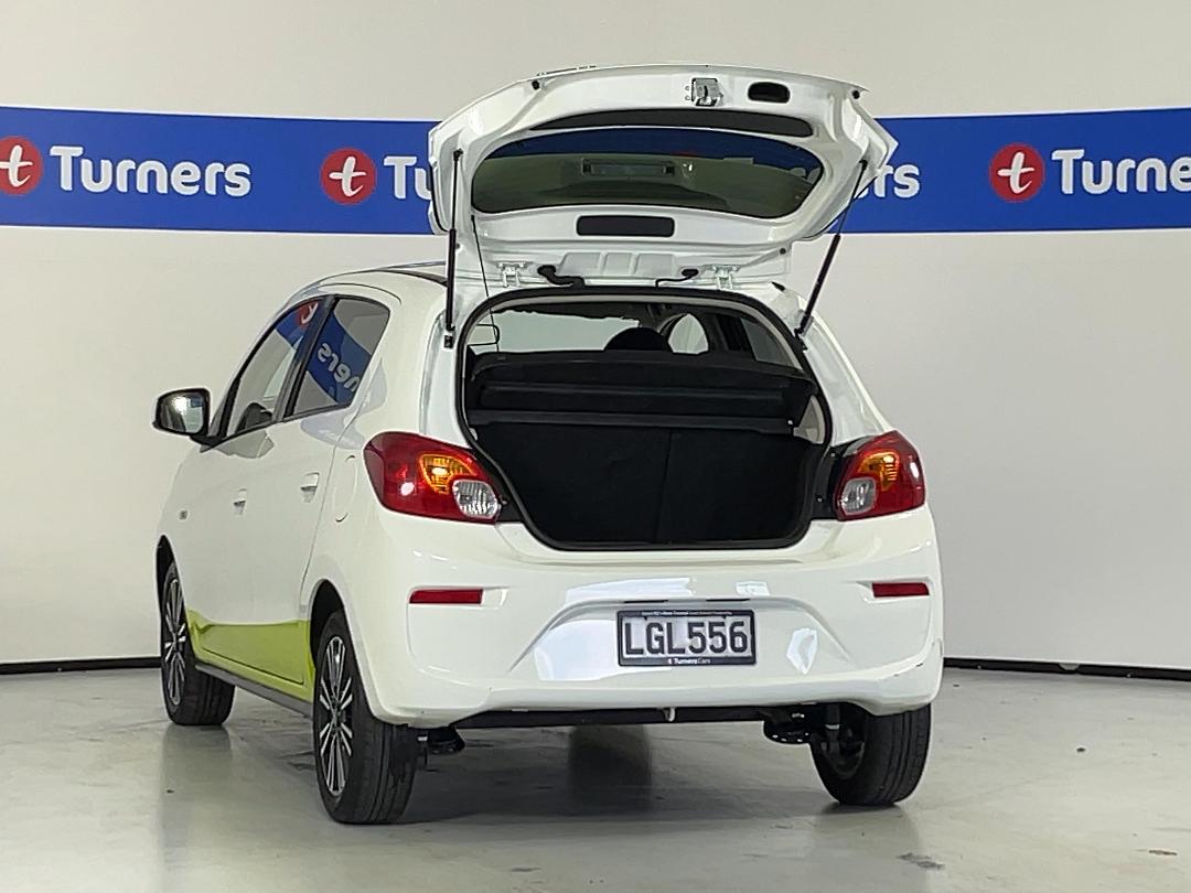 Photo '23' of Mitsubishi Mirage Photo '23' of Mitsubishi Mirage