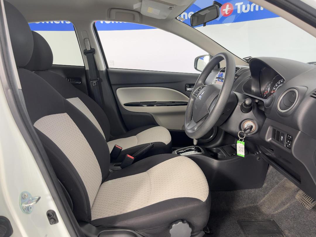 Photo '16' of Mitsubishi Mirage Photo '16' of Mitsubishi Mirage