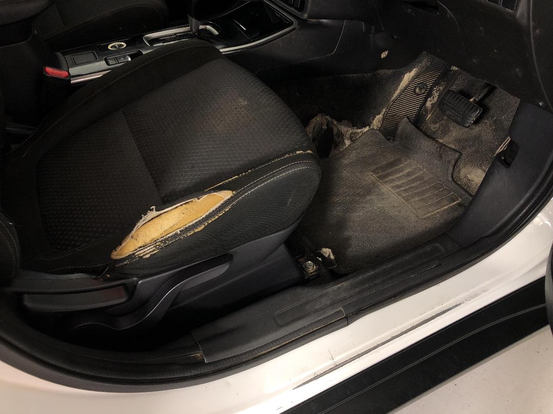 Photo '23' of Mitsubishi Outlander