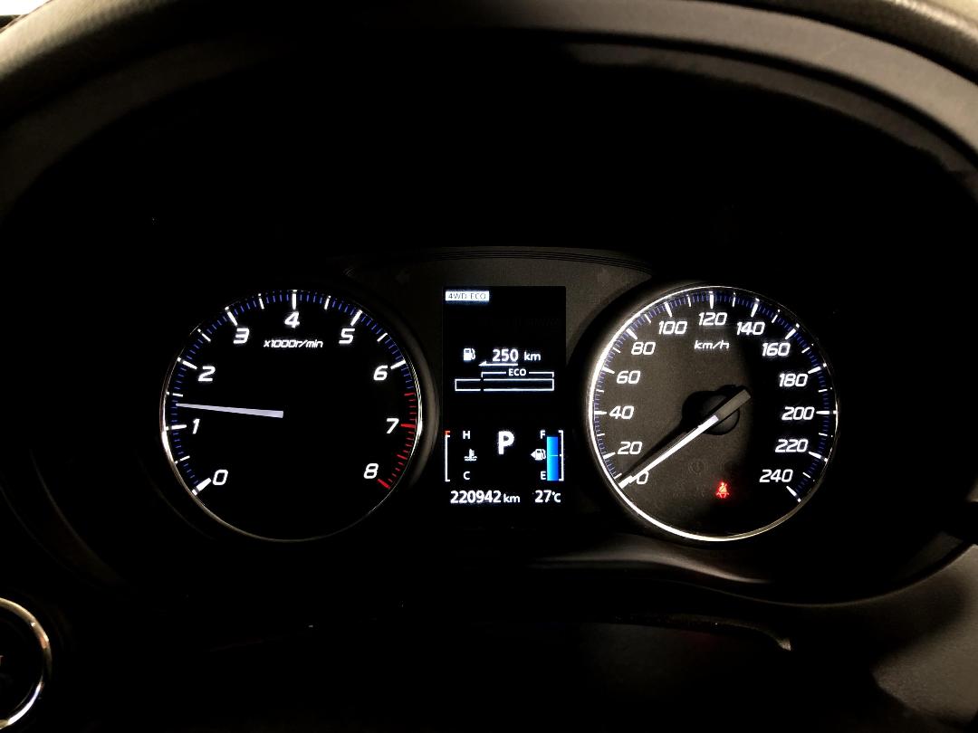 Photo '21' of Mitsubishi Outlander