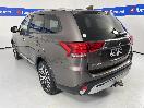 Thumbnail '5' of Mitsubishi Outlander