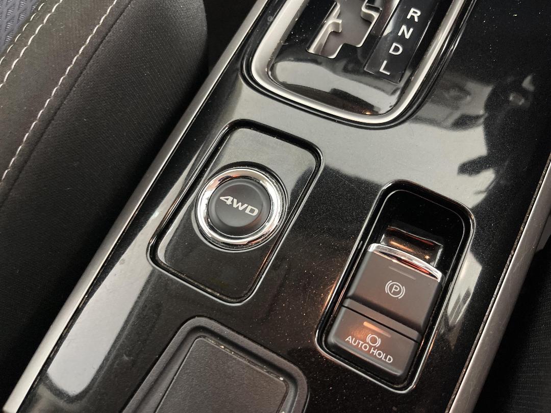 Photo '27' of Mitsubishi Outlander