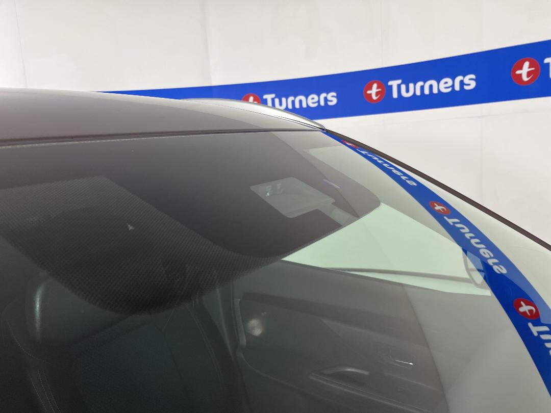 Photo '30' of Mitsubishi Outlander