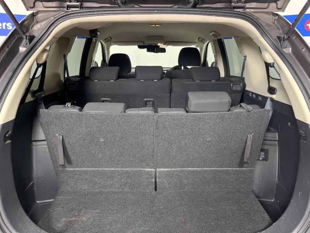 Photo '31' of Mitsubishi Outlander