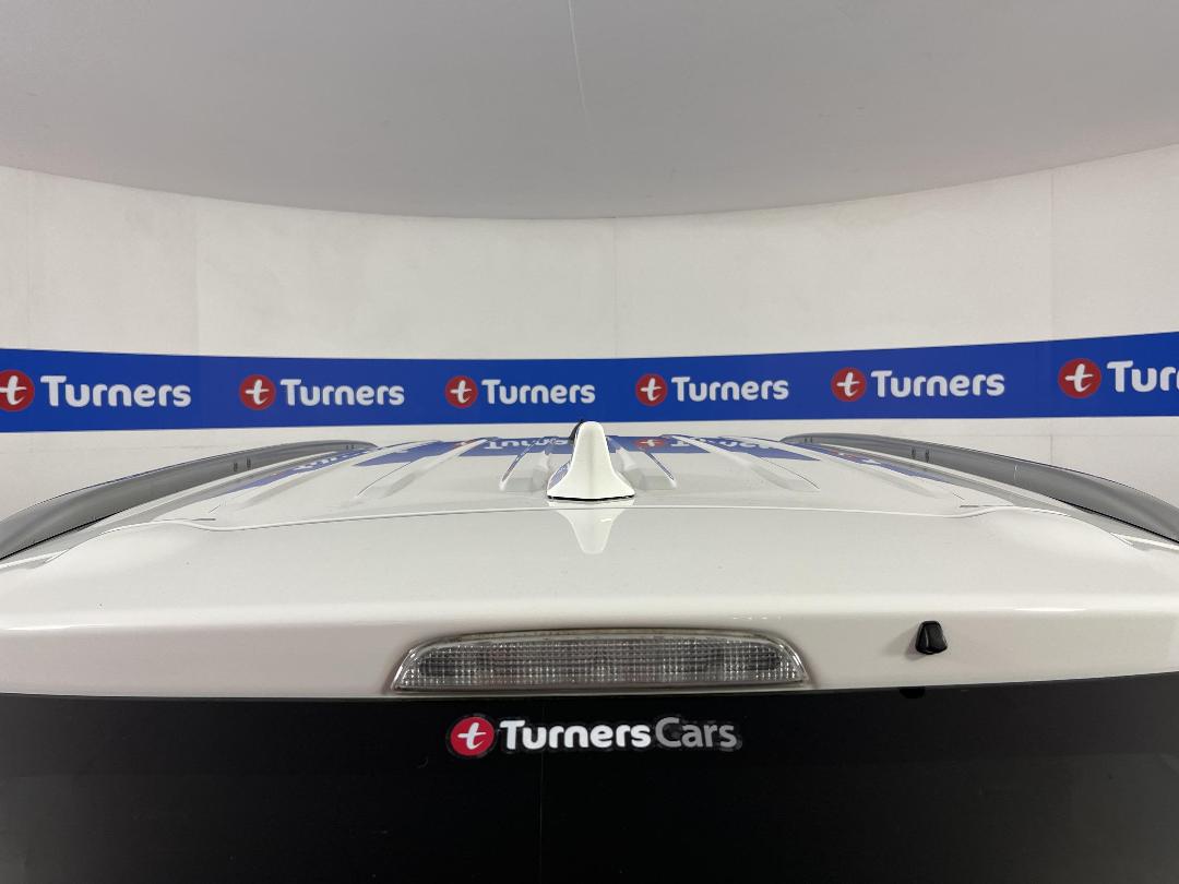 Photo '30' of Mitsubishi Outlander