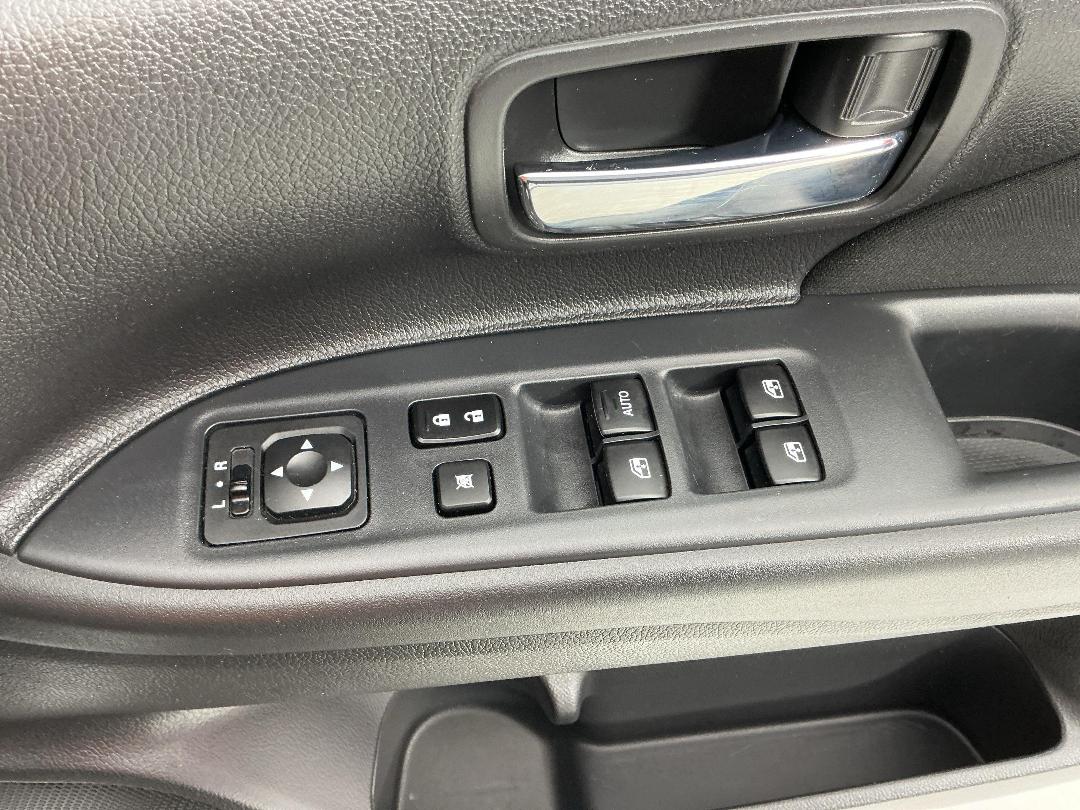 Photo '26' of Mitsubishi Outlander