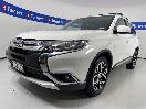 Thumbnail '4' of Mitsubishi Outlander