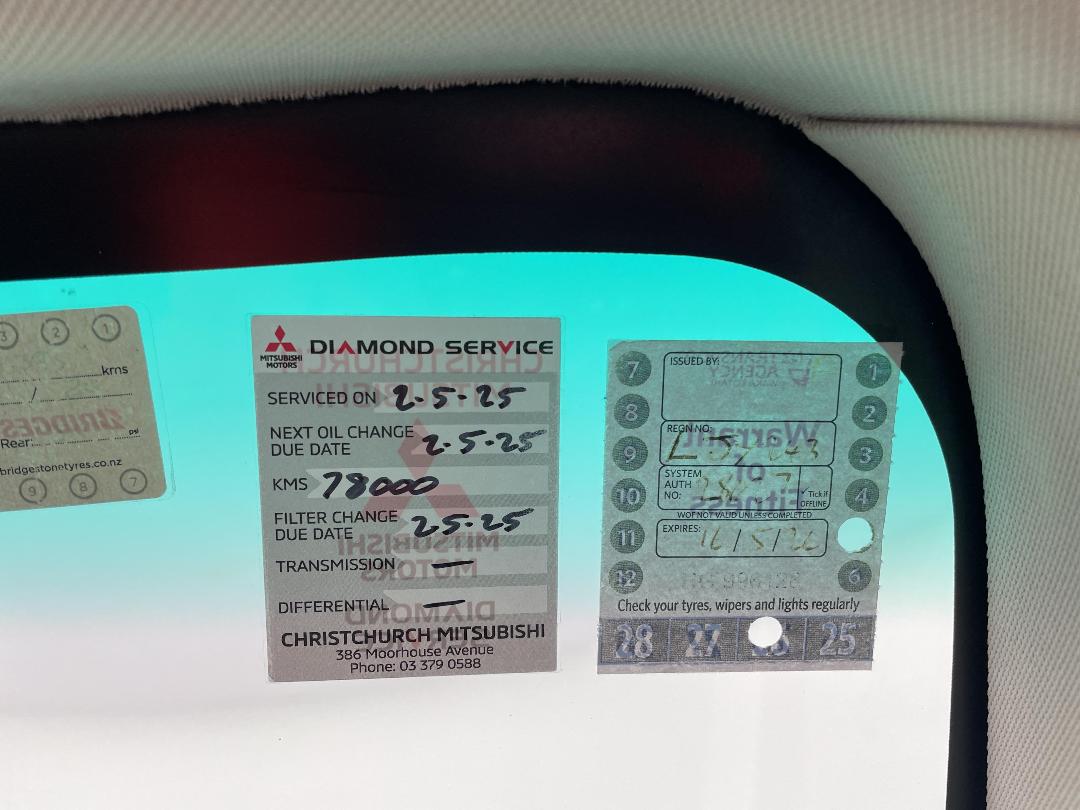 Photo '29' of Mitsubishi Outlander Photo '29' of Mitsubishi Outlander