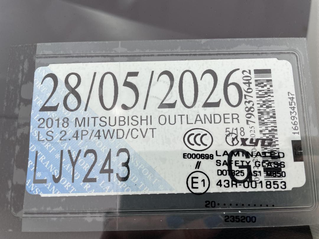 Photo '30' of Mitsubishi Outlander Photo '30' of Mitsubishi Outlander