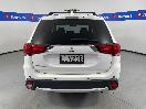 Thumbnail '6' of Mitsubishi Outlander
