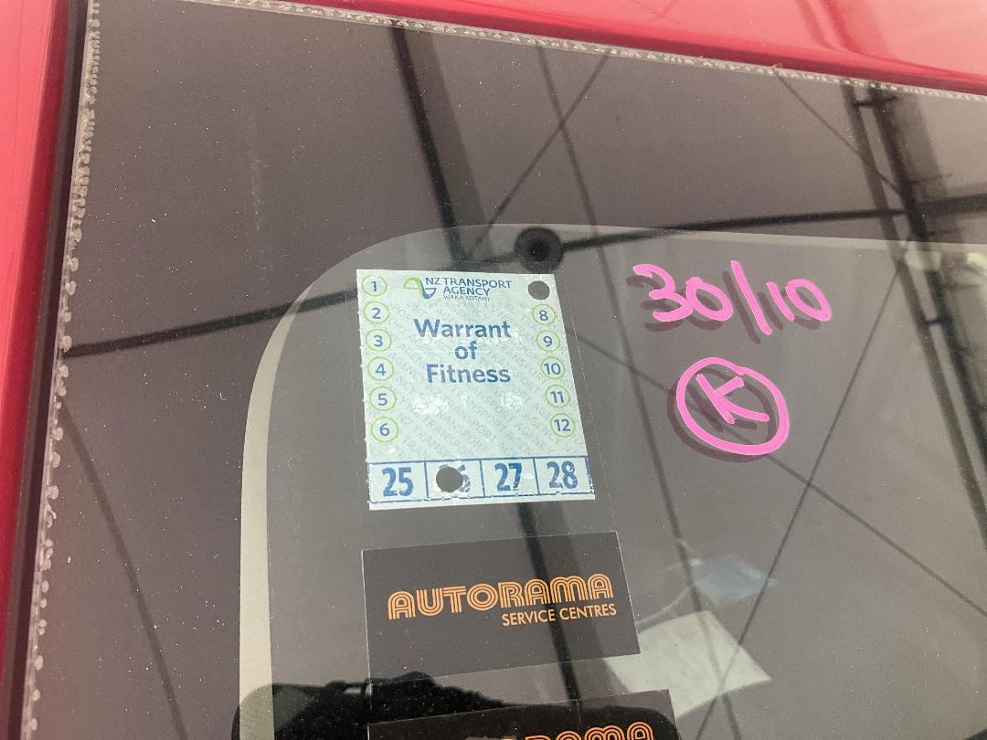 Photo '12' of Mitsubishi Outlander Phev Photo '12' of Mitsubishi Outlander Phev