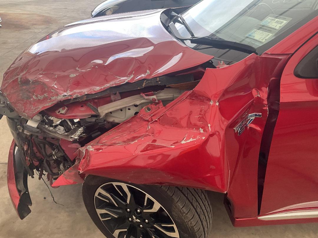 Photo '18' of Mitsubishi Outlander Phev Photo '18' of Mitsubishi Outlander Phev