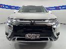 Thumbnail '2' of Mitsubishi Outlander