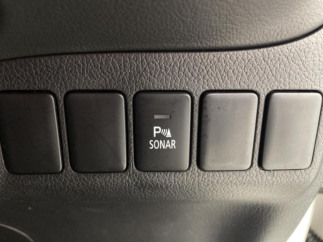 Photo '24' of Mitsubishi Outlander