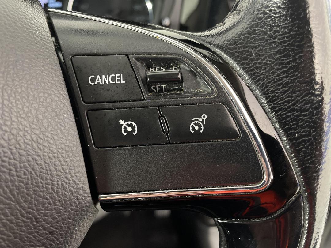 Photo '26' of Mitsubishi Outlander