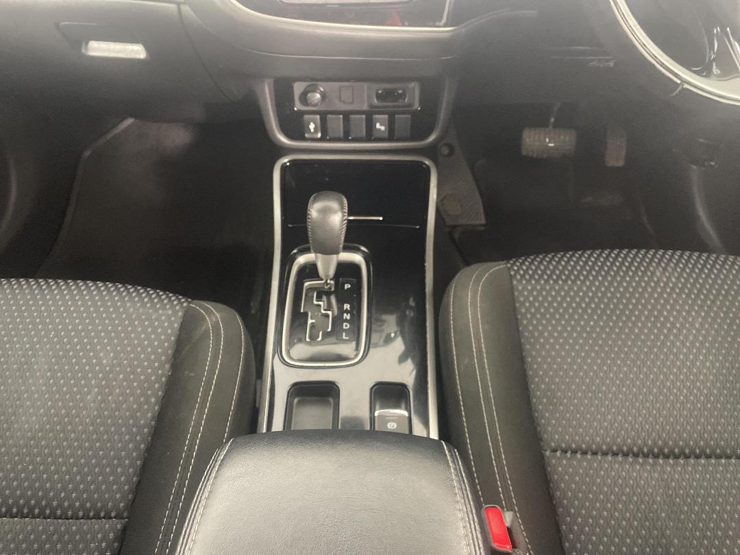 Photo '18' of Mitsubishi Outlander Photo '18' of Mitsubishi Outlander