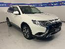 Thumbnail '1' of Mitsubishi Outlander