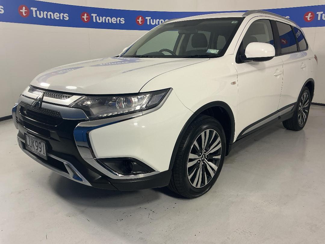 Photo '4' of Mitsubishi Outlander Photo '4' of Mitsubishi Outlander