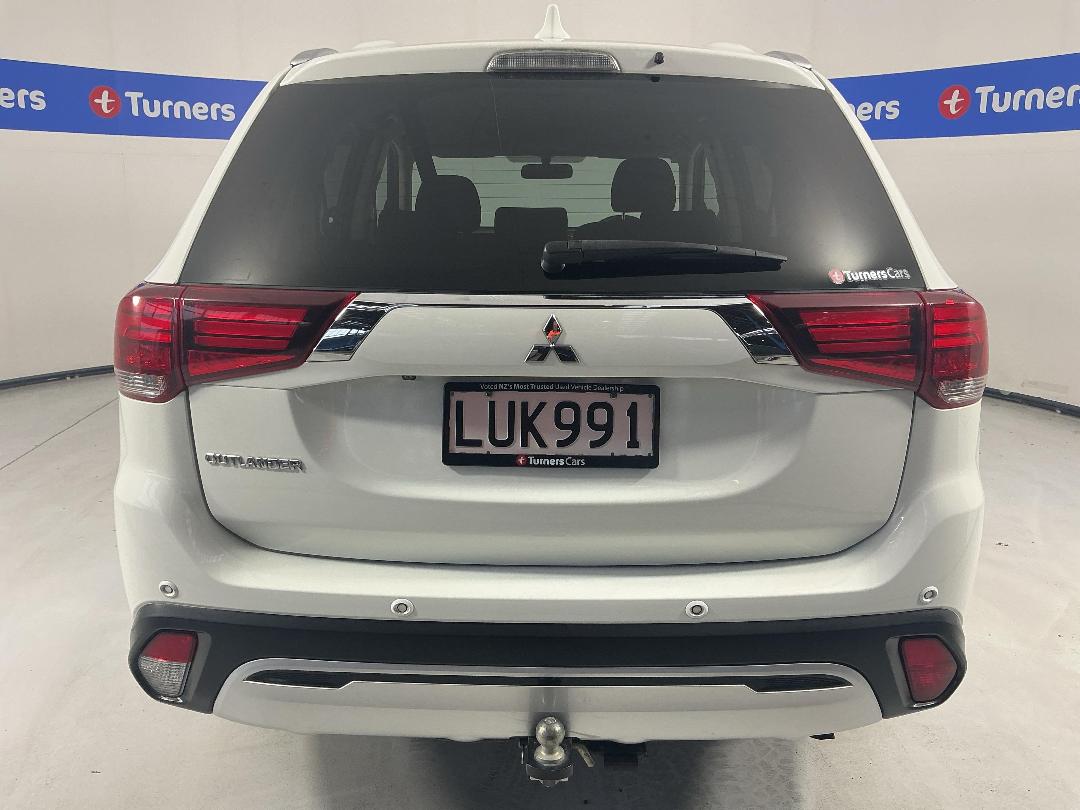 Photo '6' of Mitsubishi Outlander Photo '6' of Mitsubishi Outlander