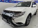 Thumbnail '4' of Mitsubishi Outlander