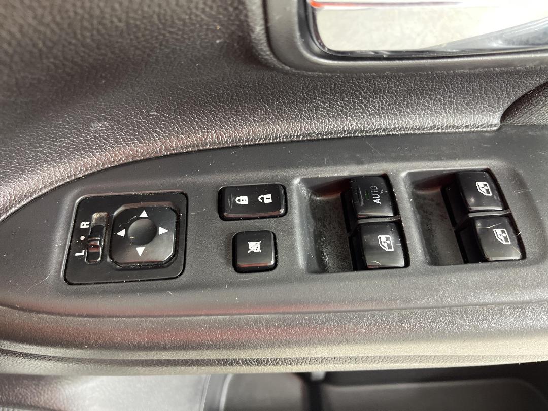 Photo '26' of Mitsubishi Outlander Photo '26' of Mitsubishi Outlander