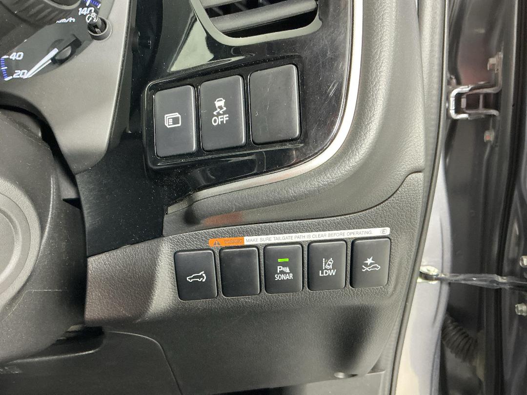 Photo '26' of Mitsubishi Outlander Photo '26' of Mitsubishi Outlander