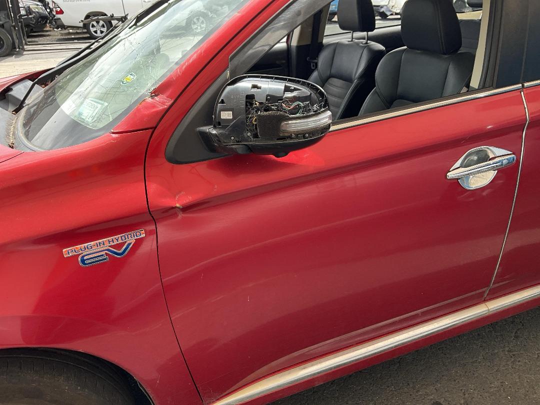 Photo '11' of Mitsubishi Outlander Photo '11' of Mitsubishi Outlander