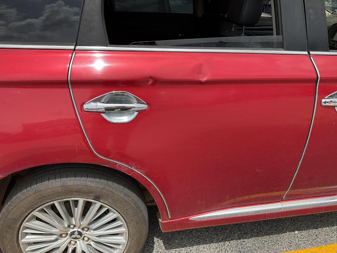 Photo '26' of Mitsubishi Outlander Photo '26' of Mitsubishi Outlander