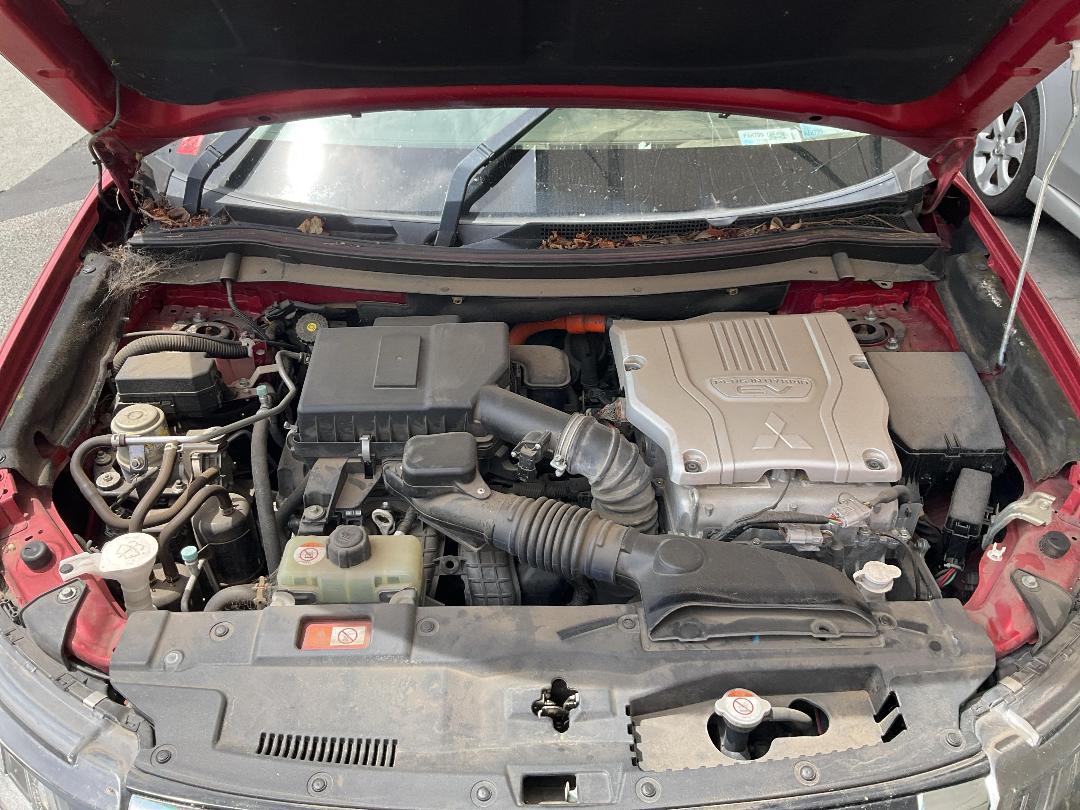 Photo '37' of Mitsubishi Outlander Photo '37' of Mitsubishi Outlander