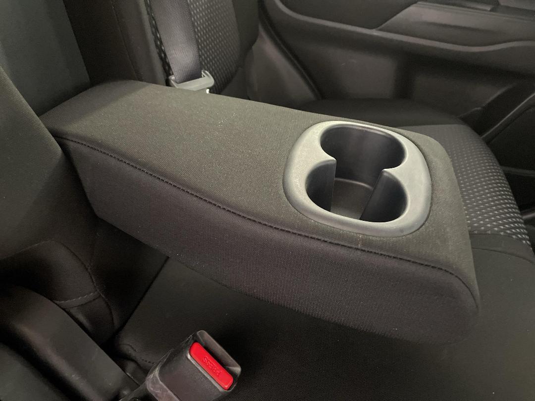 Photo '23' of Mitsubishi Outlander