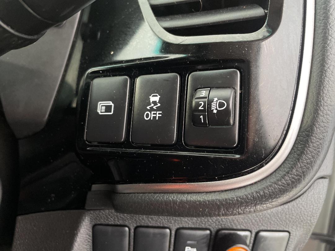 Photo '25' of Mitsubishi Outlander