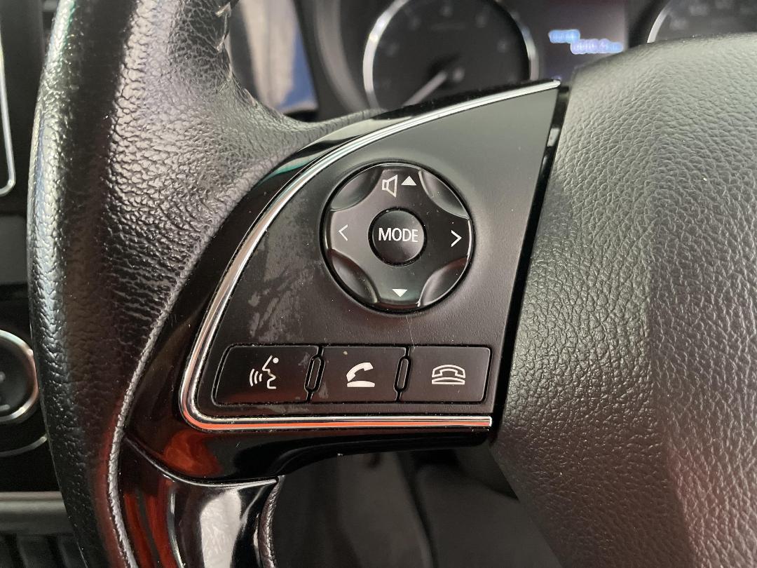 Photo '27' of Mitsubishi Outlander