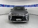 Thumbnail '2' of Mitsubishi Outlander