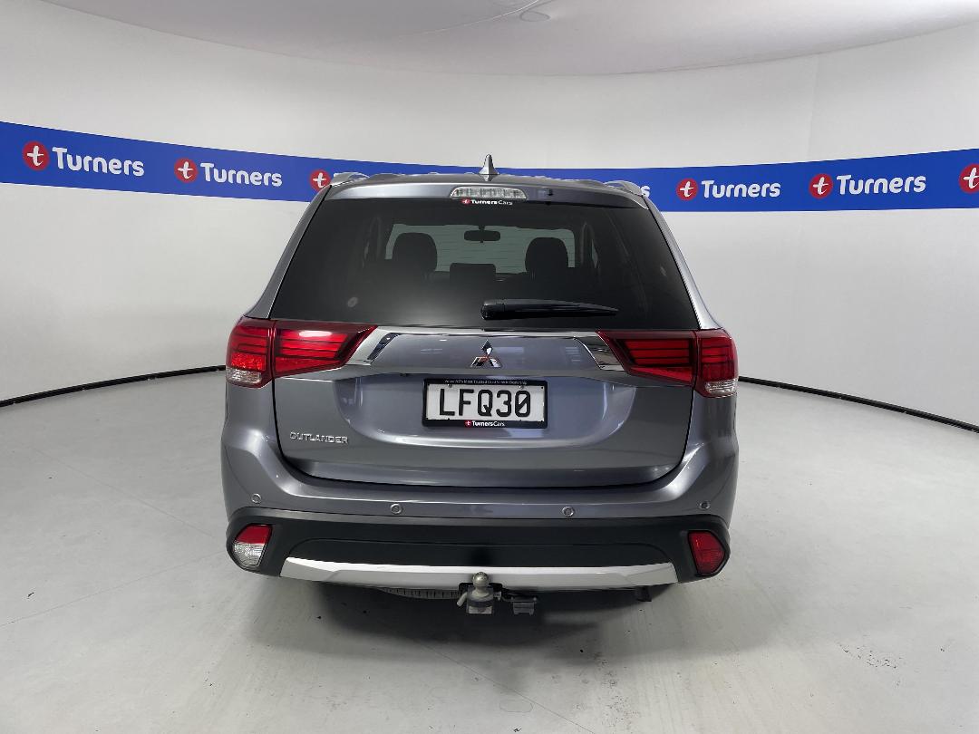 Photo '6' of Mitsubishi Outlander Photo '6' of Mitsubishi Outlander