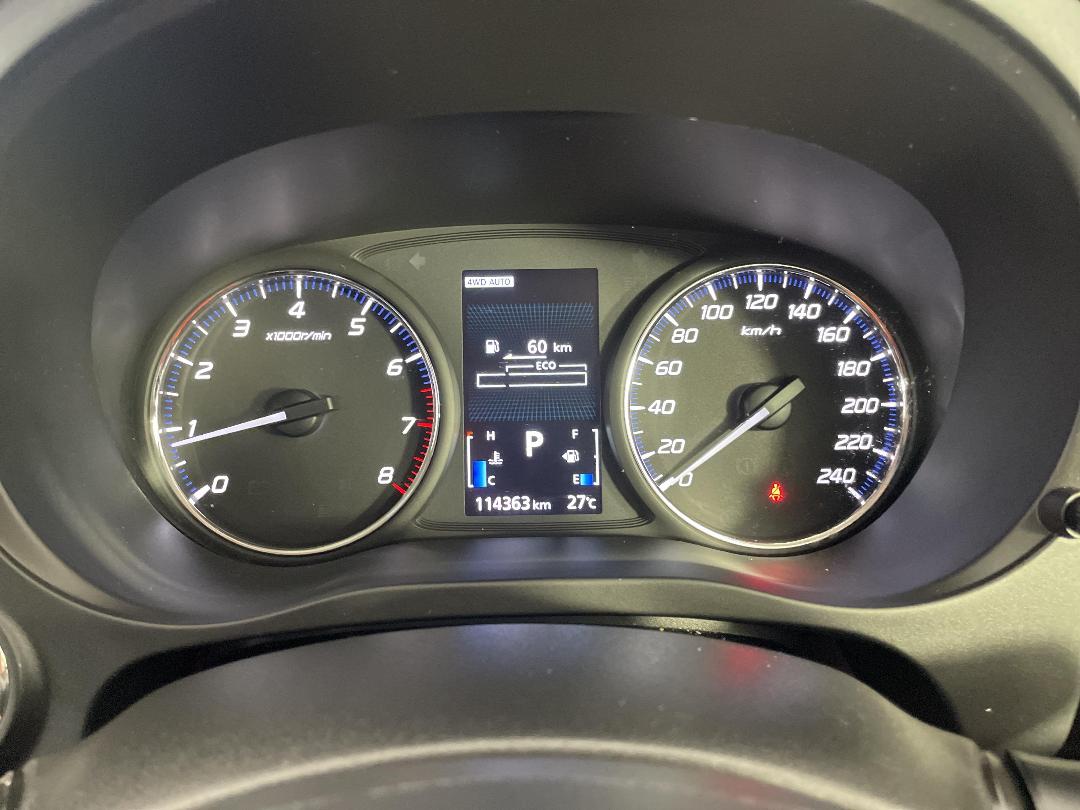 Photo '21' of Mitsubishi Outlander