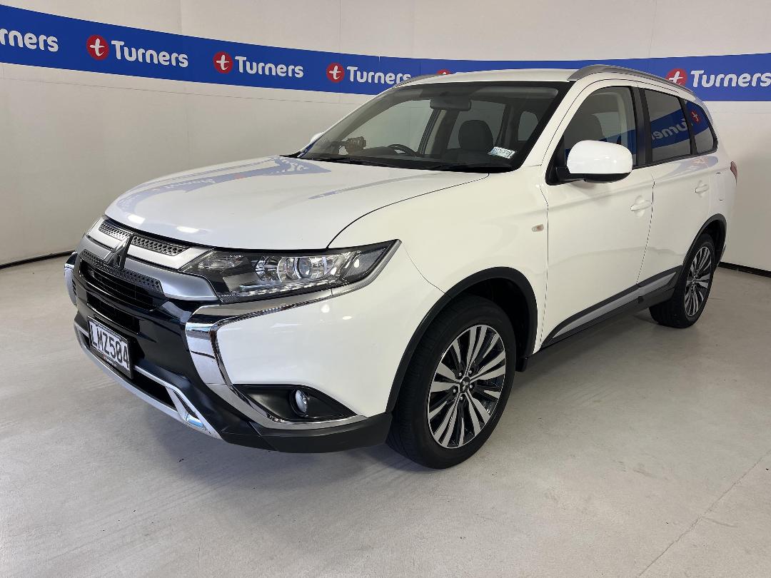 Photo '4' of Mitsubishi Outlander