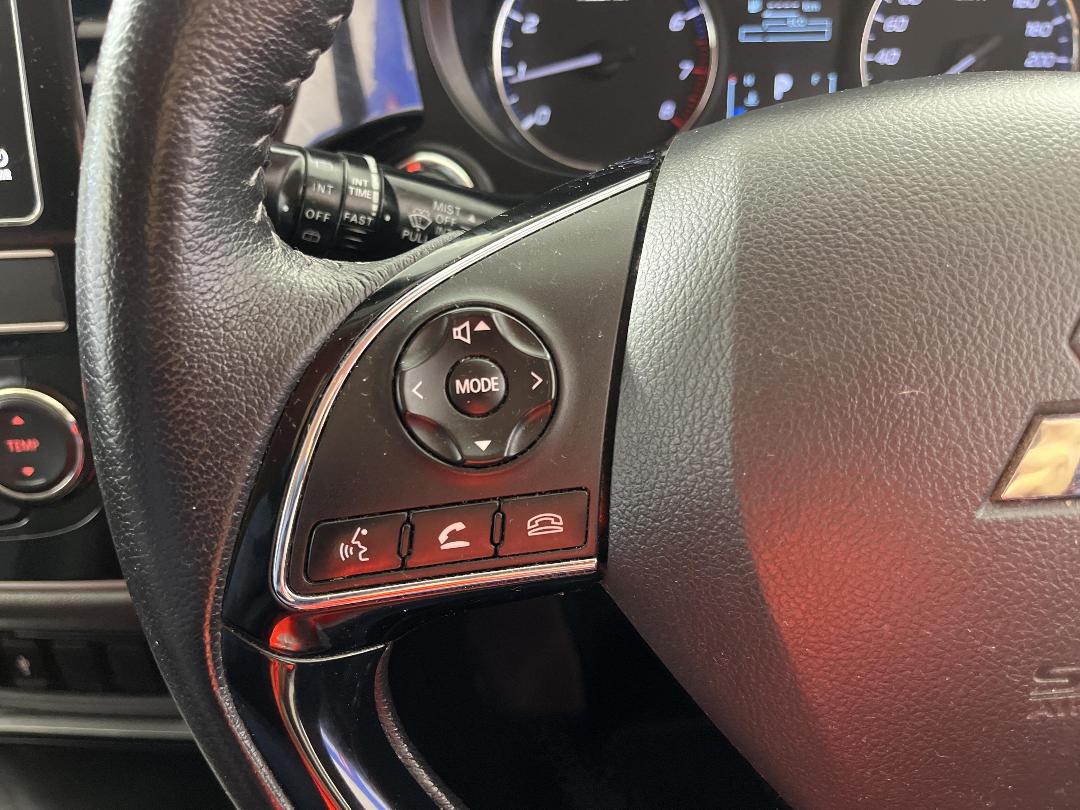 Photo '25' of Mitsubishi Outlander Photo '25' of Mitsubishi Outlander