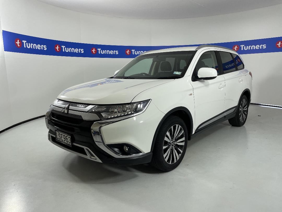 Photo '4' of Mitsubishi Outlander Photo '4' of Mitsubishi Outlander