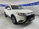 Thumbnail '1' of Mitsubishi Outlander