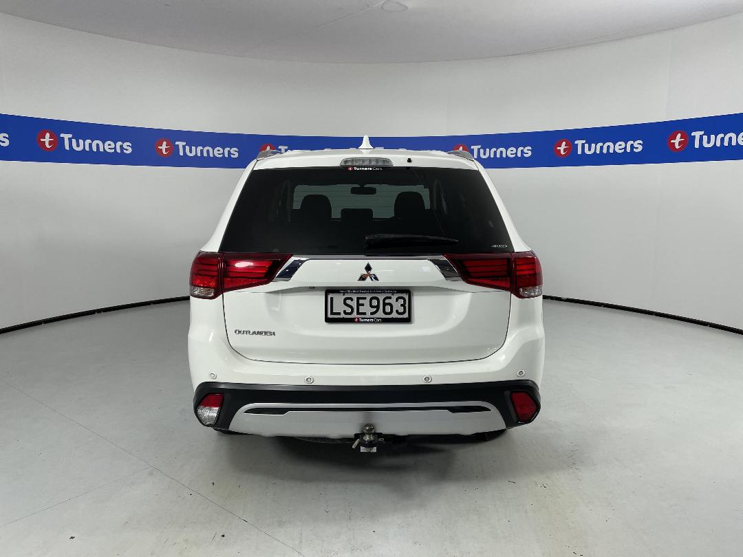 Photo '6' of Mitsubishi Outlander Photo '6' of Mitsubishi Outlander