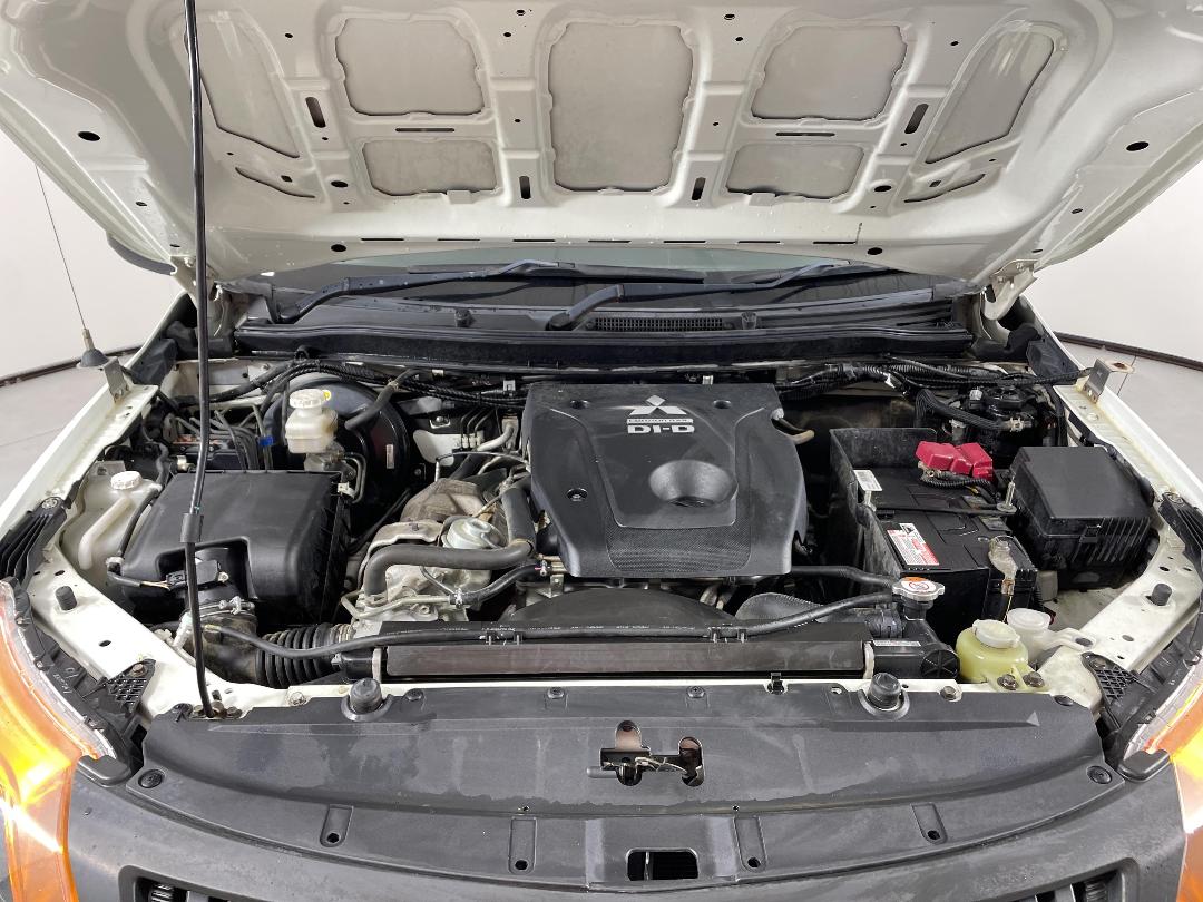 Photo '13' of Mitsubishi Triton Photo '13' of Mitsubishi Triton