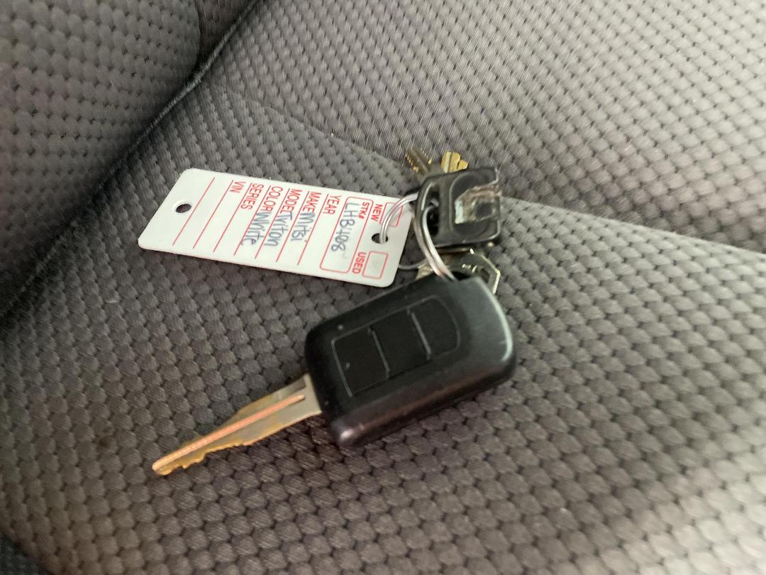 Photo '20' of Mitsubishi Triton Photo '20' of Mitsubishi Triton