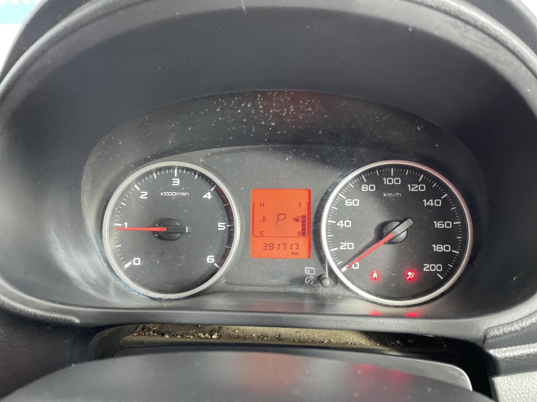 Photo '19' of Mitsubishi Triton Photo '19' of Mitsubishi Triton