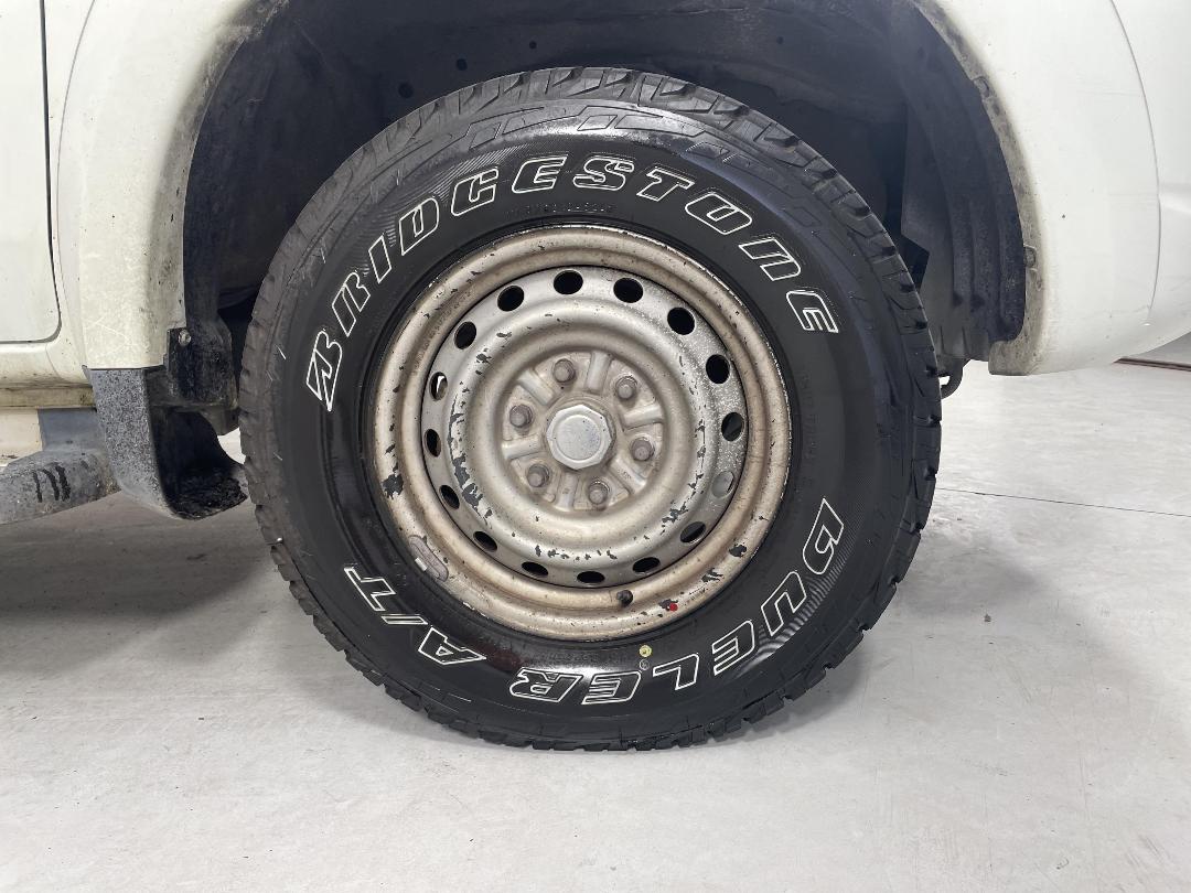 Photo '9' of Mitsubishi Triton