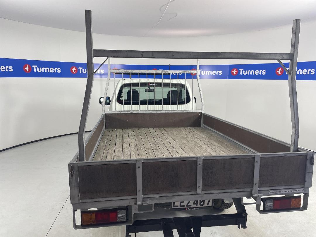 Photo '14' of Mitsubishi Triton