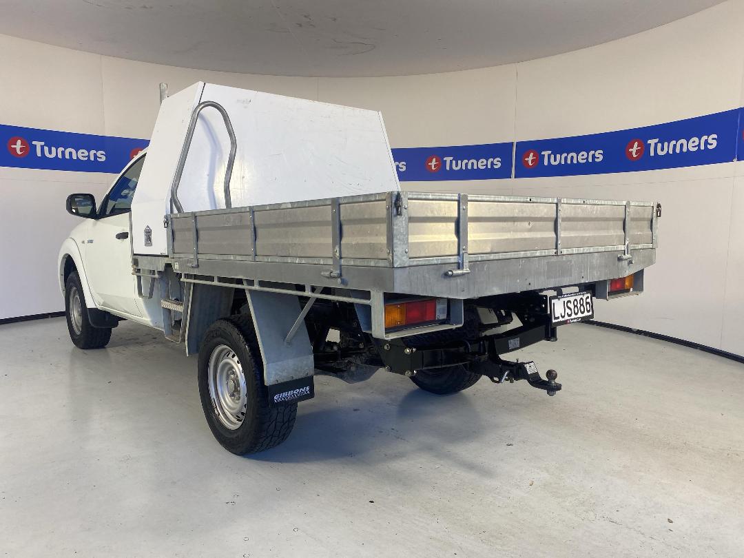 Photo '5' of Mitsubishi Triton