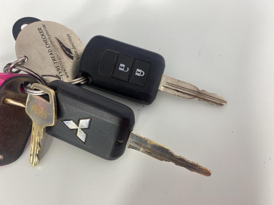 Photo '20' of Mitsubishi Triton