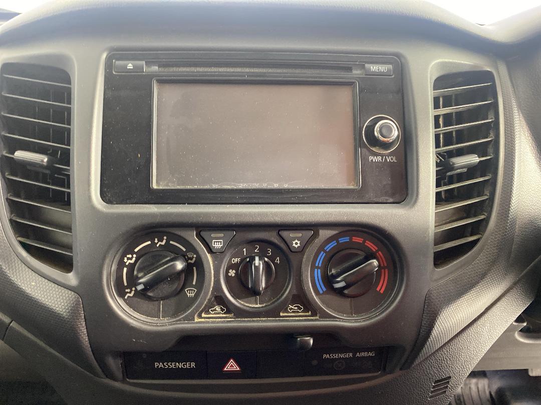 Photo '18' of Mitsubishi Triton