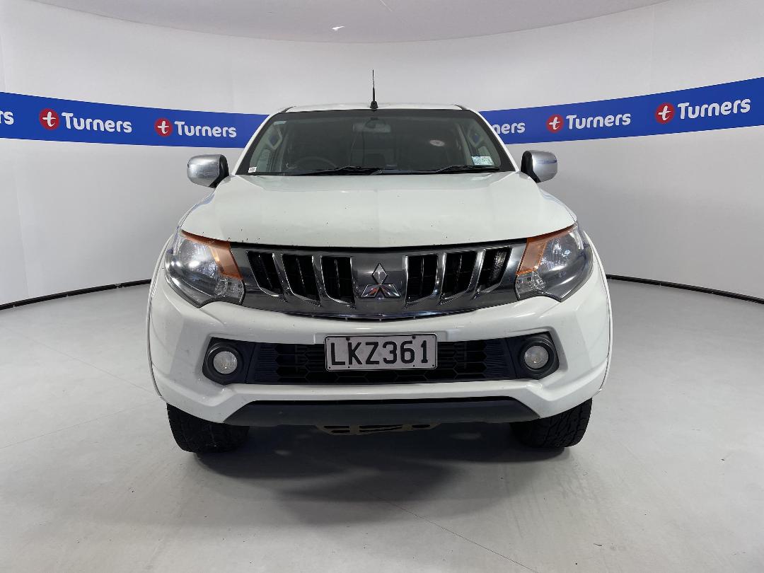 Photo '2' of Mitsubishi Triton Photo '2' of Mitsubishi Triton